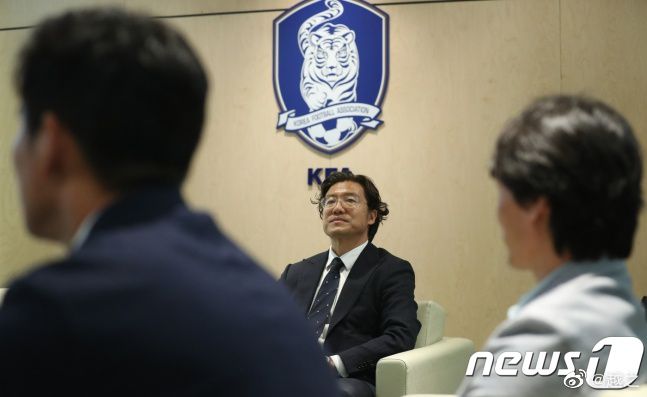 应当也是一个跌荡放诞升沉的情节片。